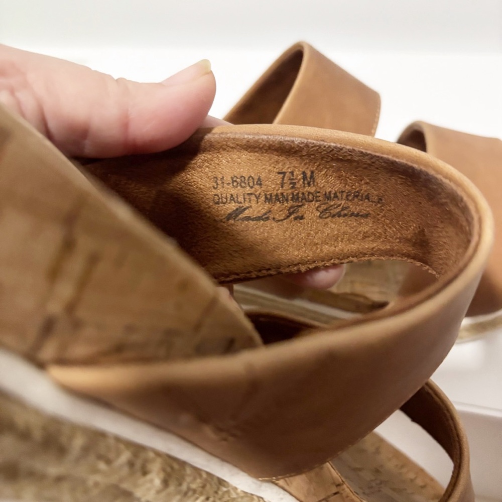 Easy‎ Street Womens Maryann Wedge Sandal Slip On Comfort Faux Brown Leather 7.5 - Picture 9 of 10